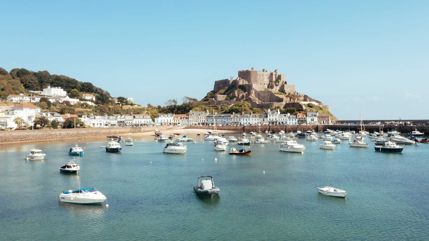 Explore Jersey What To See Where To Stay And What To Eat 