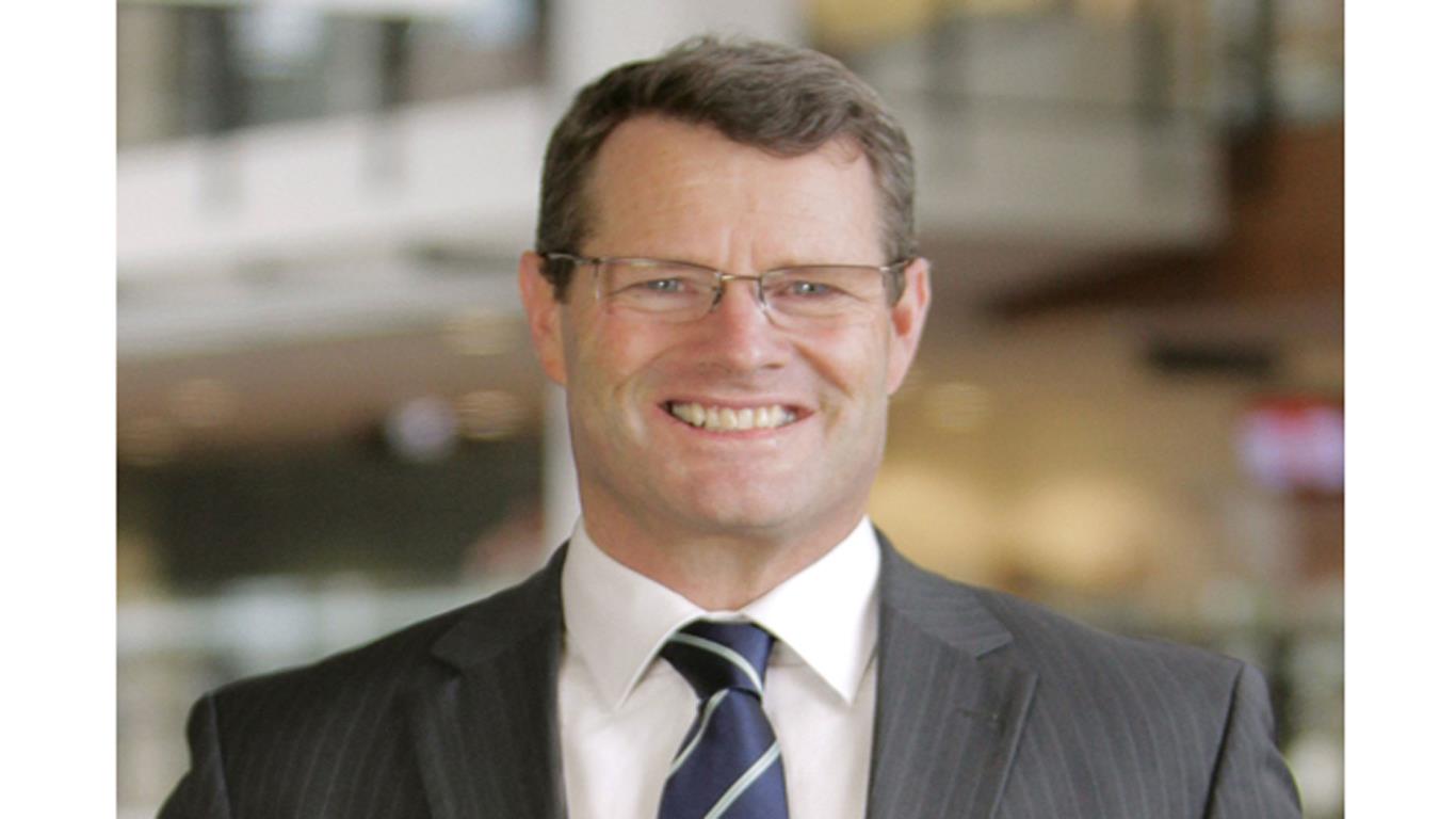 Grant O'Brien, Woolworths: 28% pay cut
