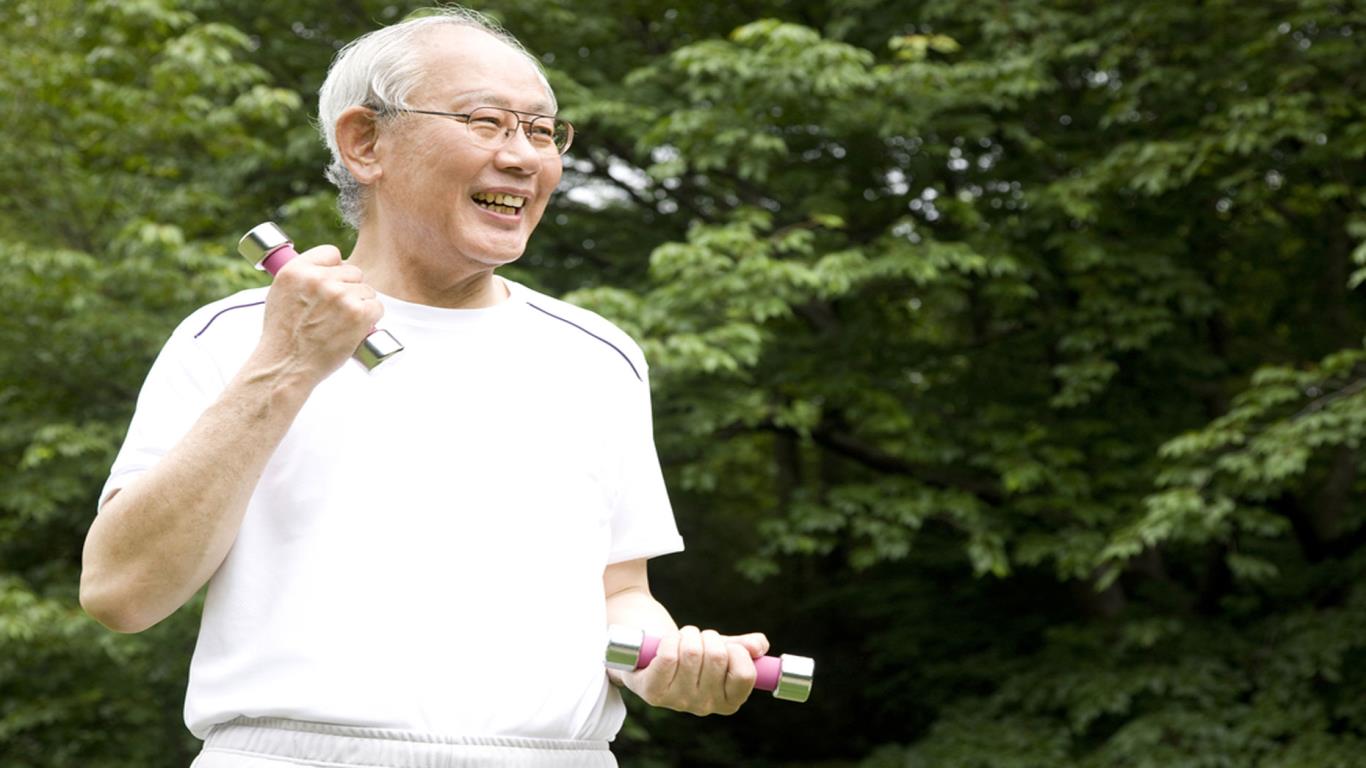 Japan: A gift for those who reach 100