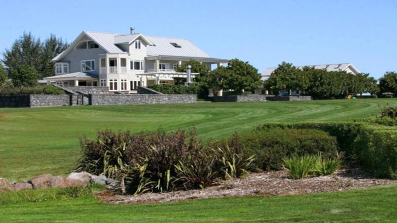 Luxury estate in New Zealand – $6,346 (£4,410)