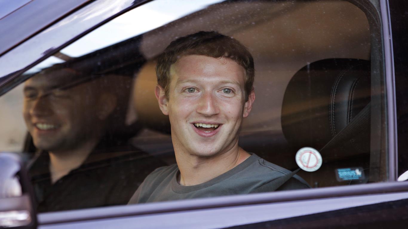 Mark Zuckerberg – don't waste money on expensive designer gear