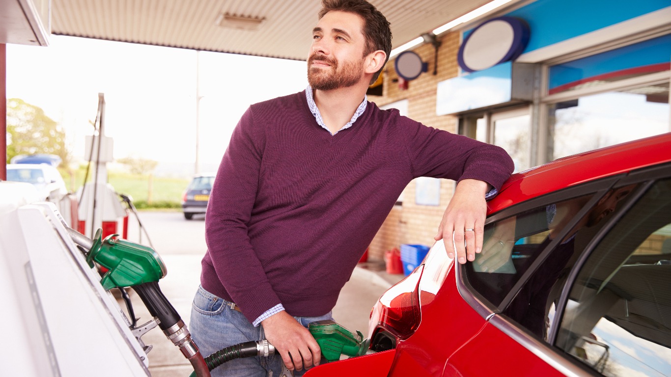 Cut fuel costs: find the cheapest petrol and diesel prices near you