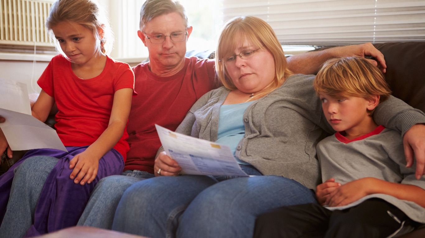 What to do about kids attending school during the pandemic (Image: Shutterstock)