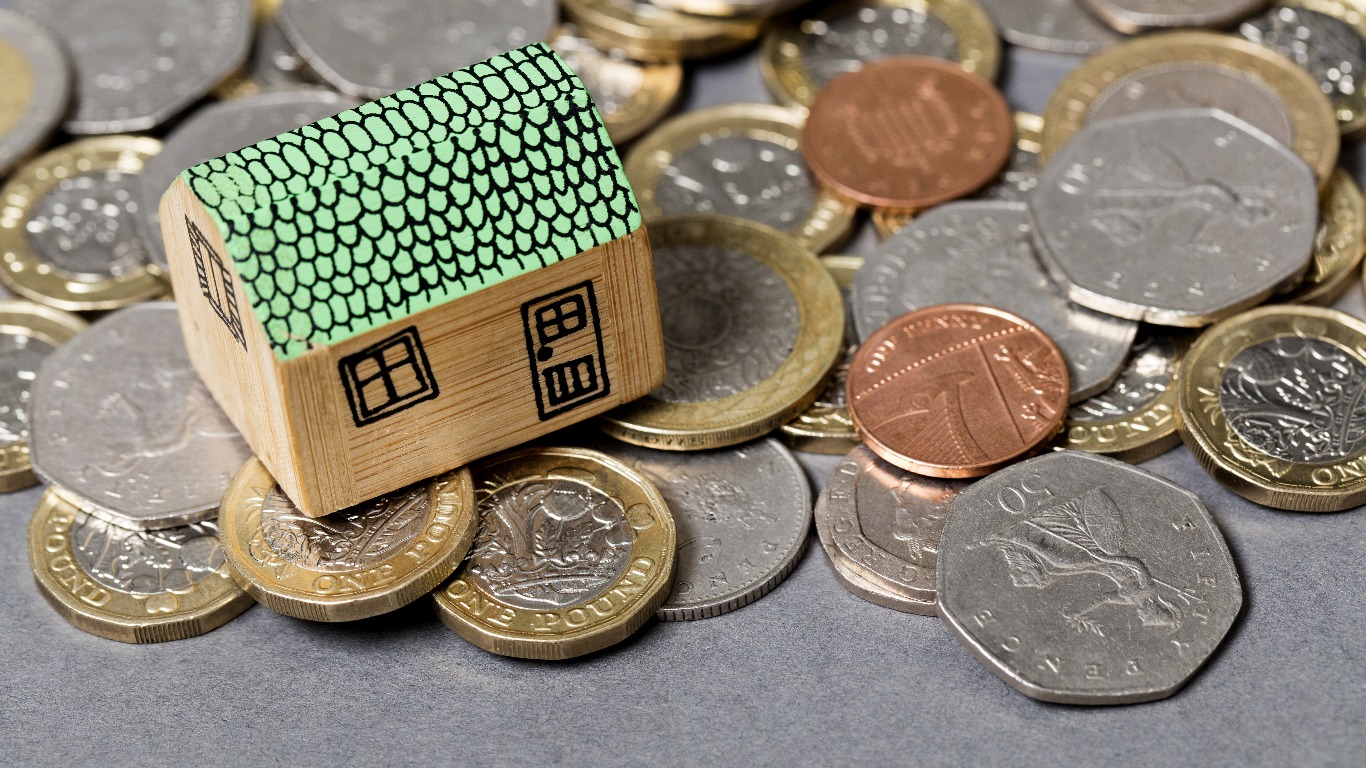 House prices are expected to fall (Image: Shutterstock)