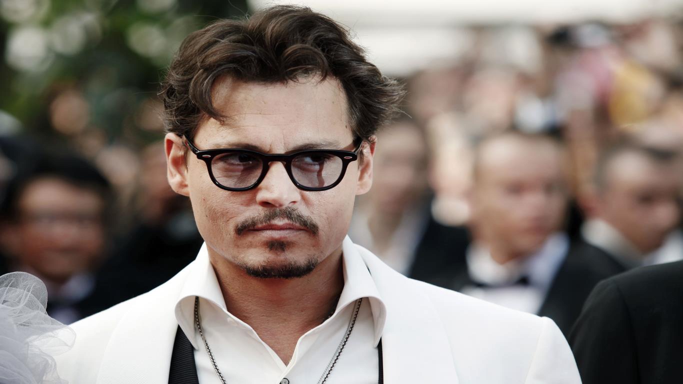 Johnny Depp worked in telesales