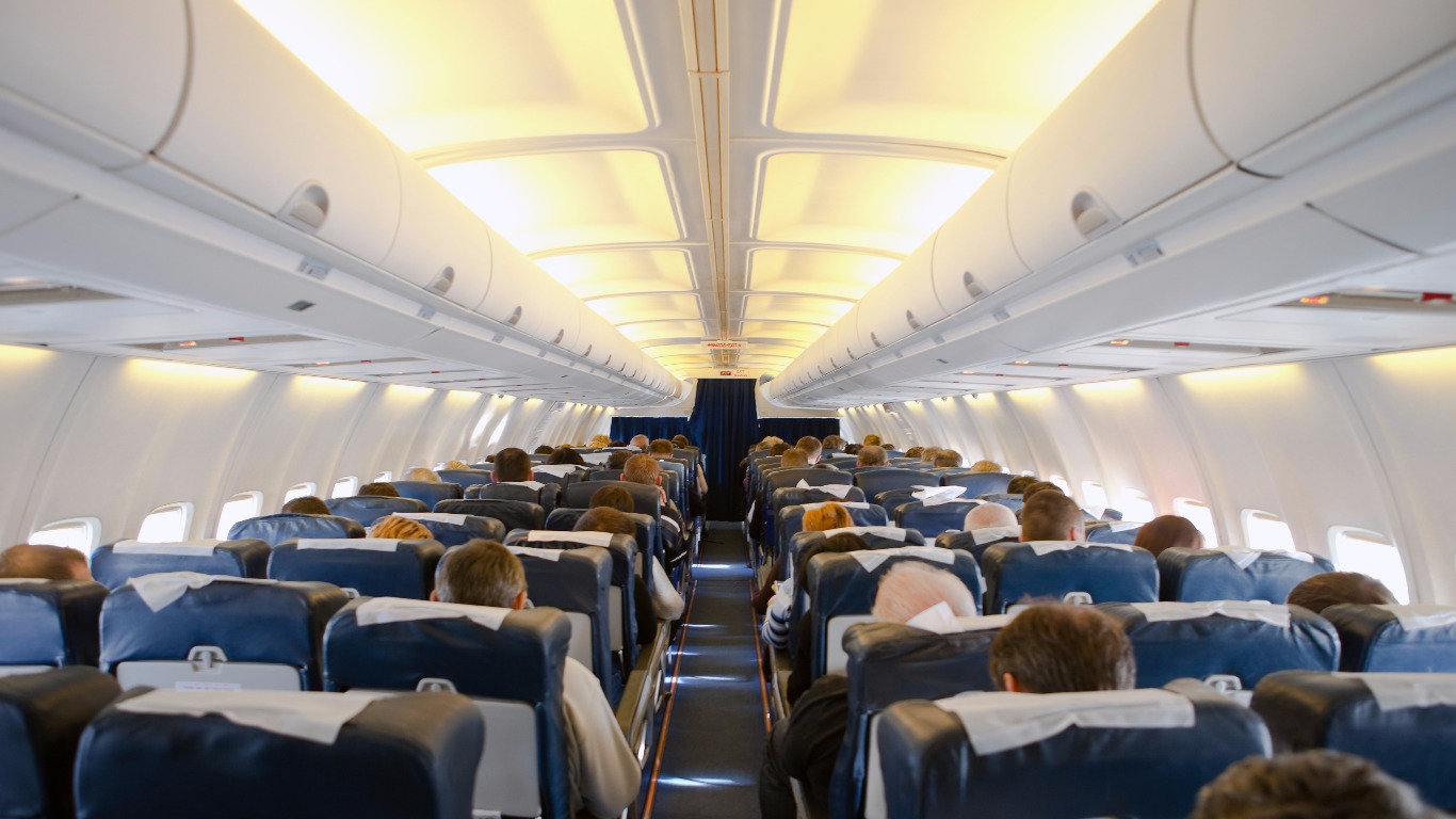 Overbooked flights: your rights to compensation and keeping your seat