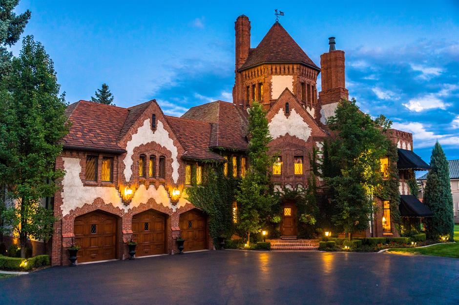 Amazing castles for sale in America | loveproperty.com