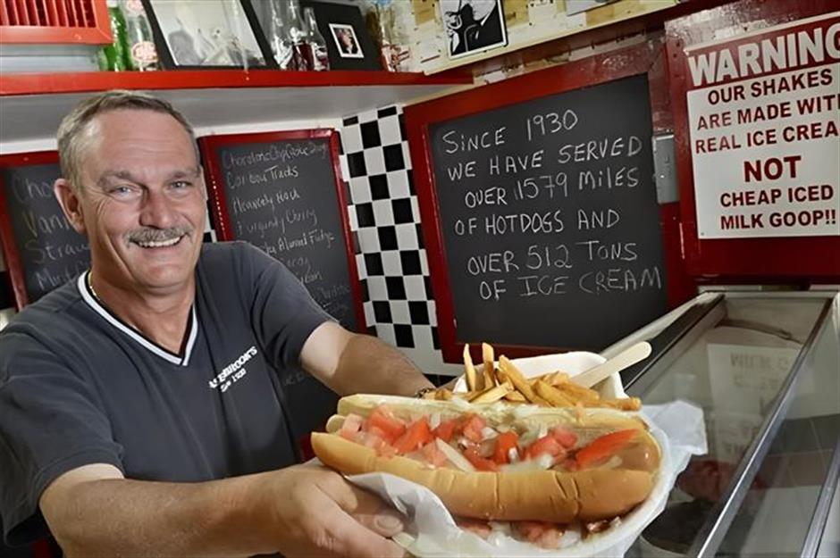 Ontario: Easterbrook's Hotdog Stand, Burlington