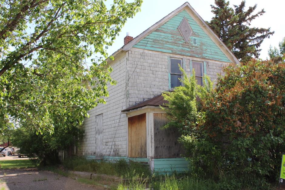 abandoned property for sale