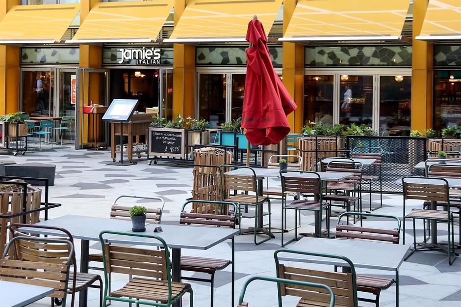 27. Jamie Oliver: Fifteen, Jamie’s Italian chain and Barbecoa, 2002-19