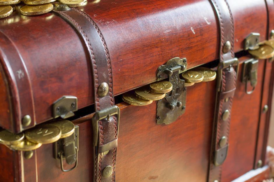Pirate chest stuffed with 16th-century gold coins: $500,000 (£307k)