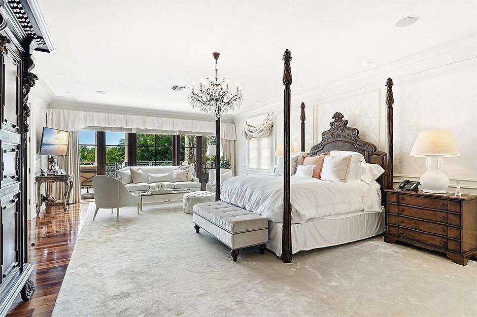 Ivanka's fixer-upper Florida mansion