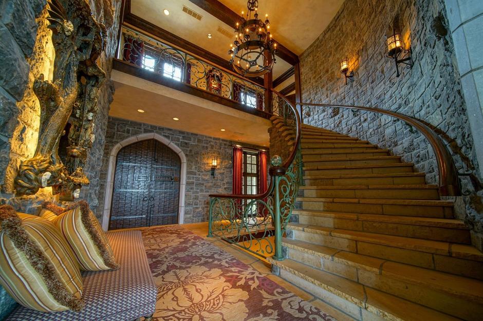 Amazing castles for sale in America