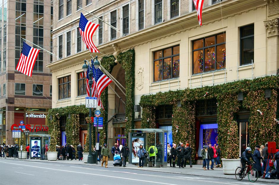 Lord & Taylor: 10 stores