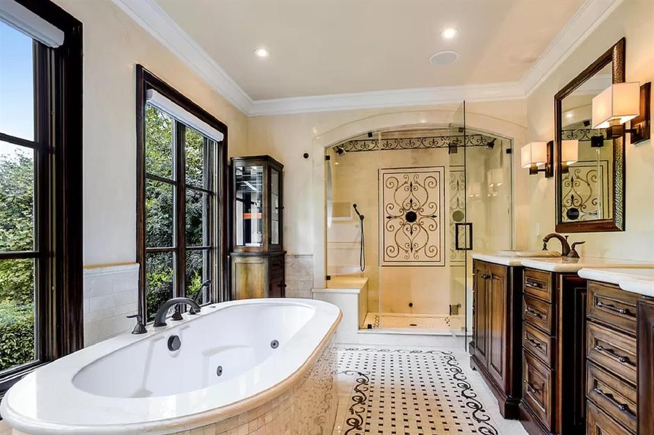 Kim Kardashian’s Beverly Hills villa
