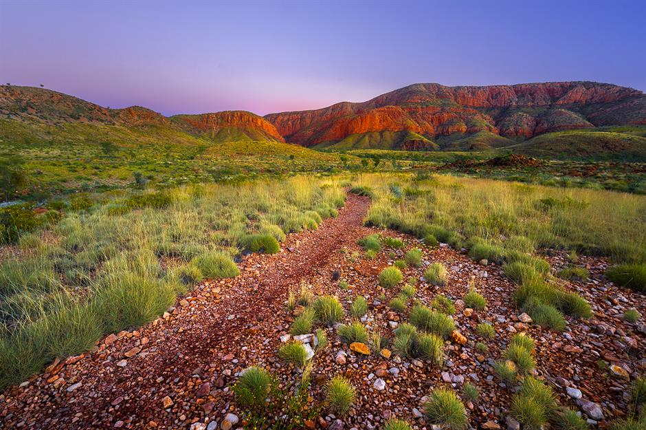 Alice Springs, Australia (2,895 hours of sunshine)