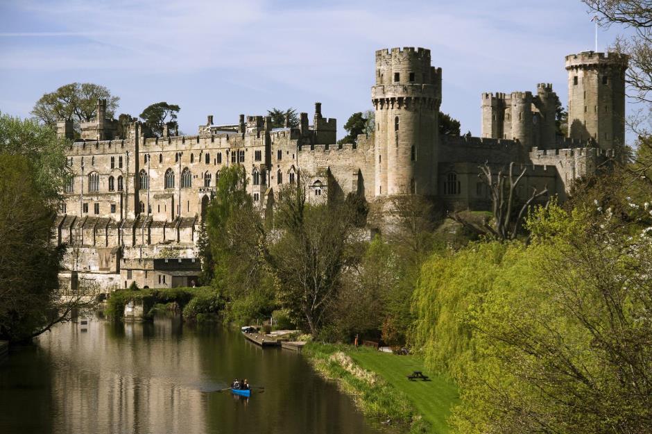 13 glorious British castles you can actually stay in | loveexploring.com