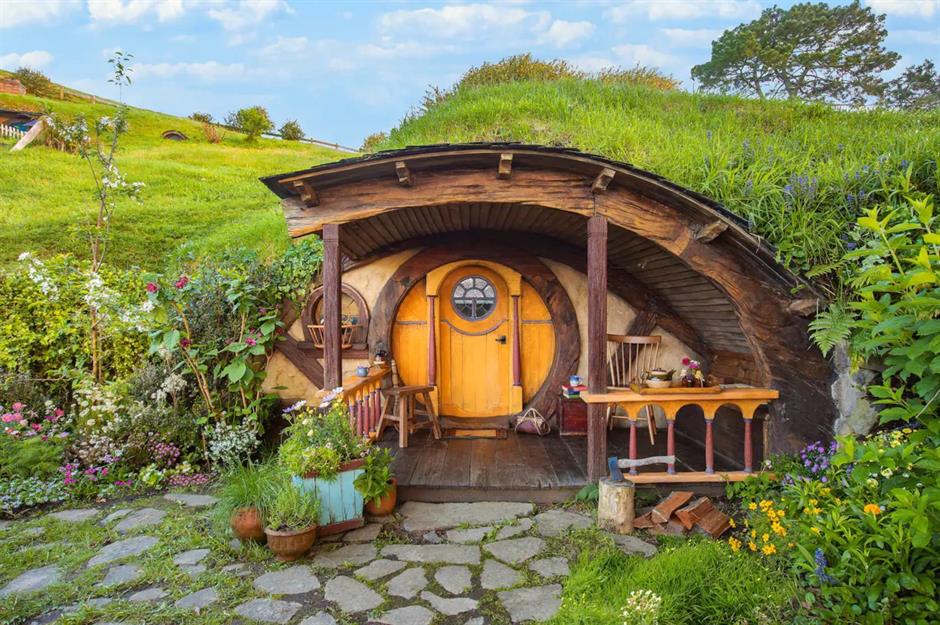 Magical dwellings inspired by Middle-earth