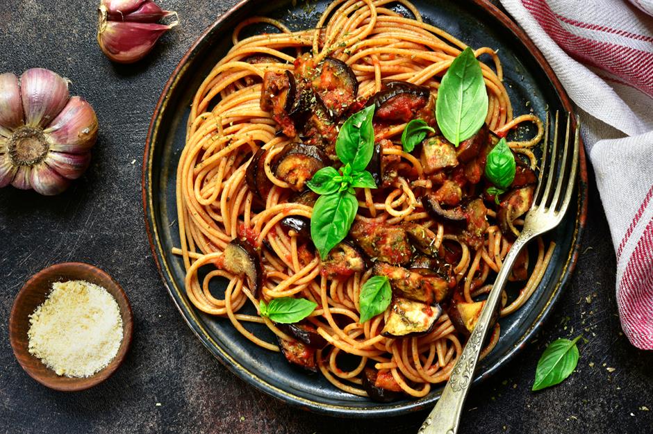 30 perfect pasta plates for cosy dinners