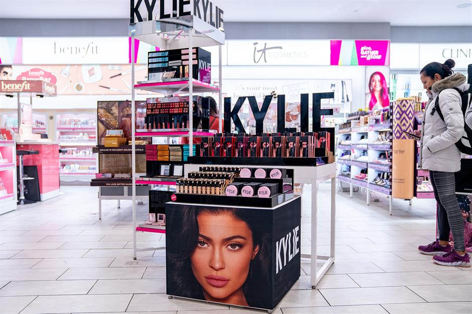 4. Kylie Cosmetic's many controversies