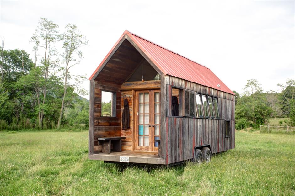 Texas Couple Renovates Old Shed, Turns It Into a Tiny Home: Photos