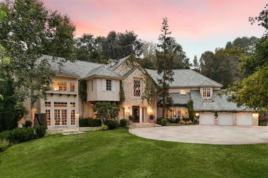 Reese Witherspoon’s renovated Brentwood mansion: before