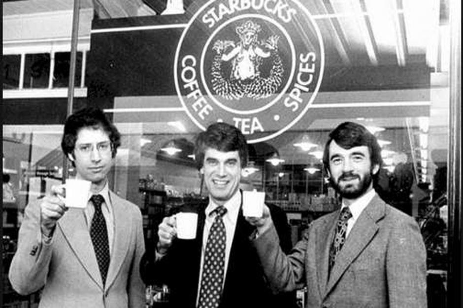 1971: Starbucks