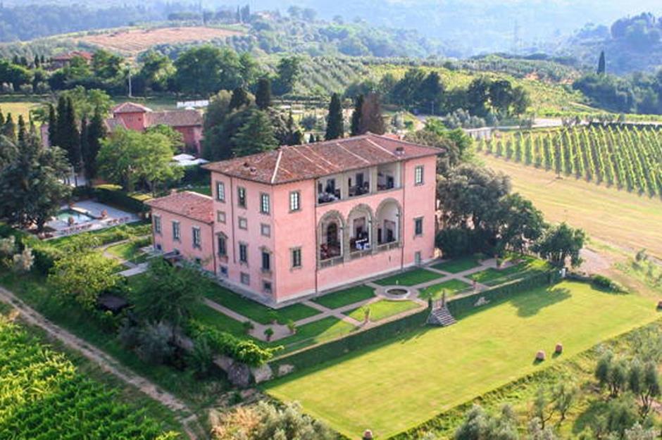 Renaissance villa in Italy – $7,480 (£5,200)