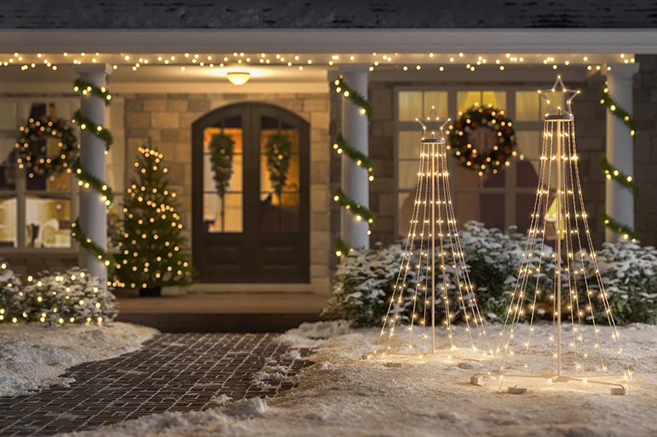 christmas lights for front porch pillars