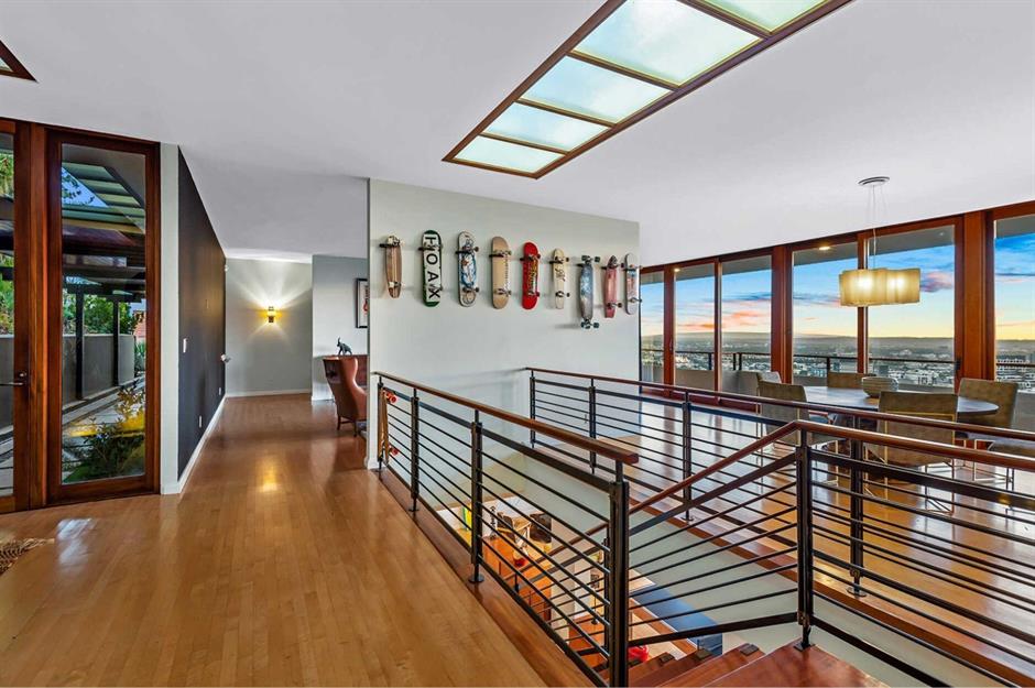 Celebrity Real Estate Round Up Star Homes For Sale And Property News Loveproperty Com