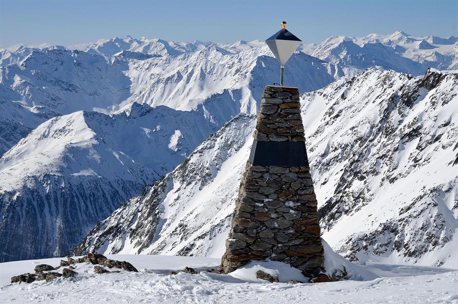 Ötzi the Iceman, Ötztal Alps, Austria/Italy