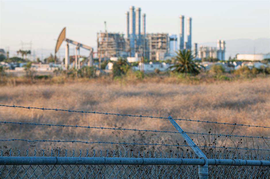 Nations sticking with oil, coal and natural gas