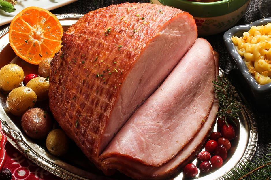 Glazed mulled wine ham