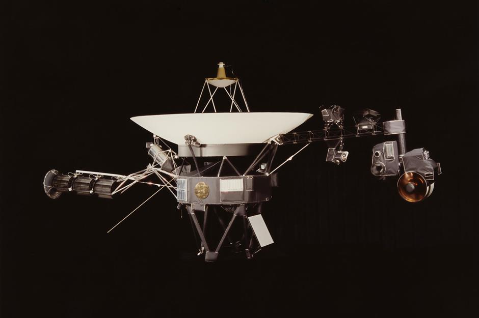 Voyager 1: Interstellar space 