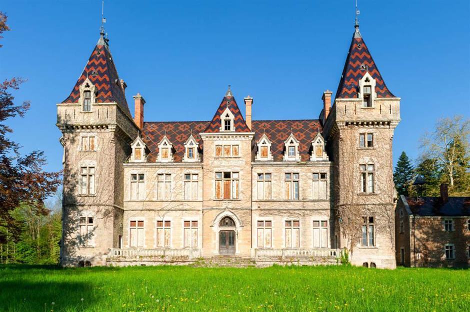 Dreamy abandoned European mansions and castles for sale