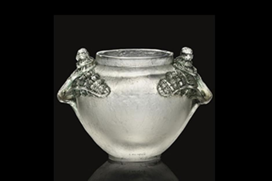 The René Lalique Feuilles Fougères vase sold for $56,700 (£43.6k)