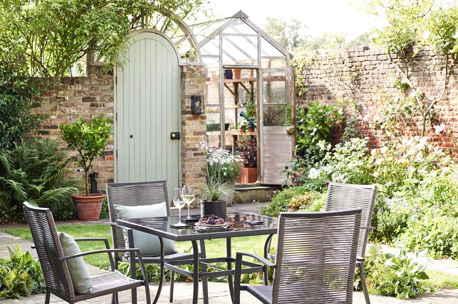 Give your garden a look that will last