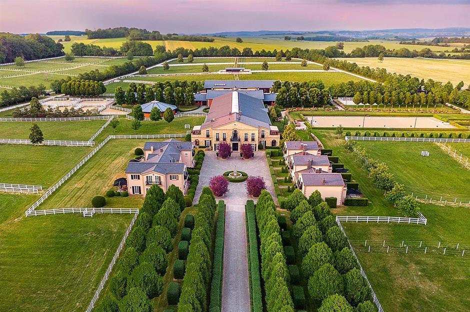 Extravagante Anwesen für Mega-Budgets