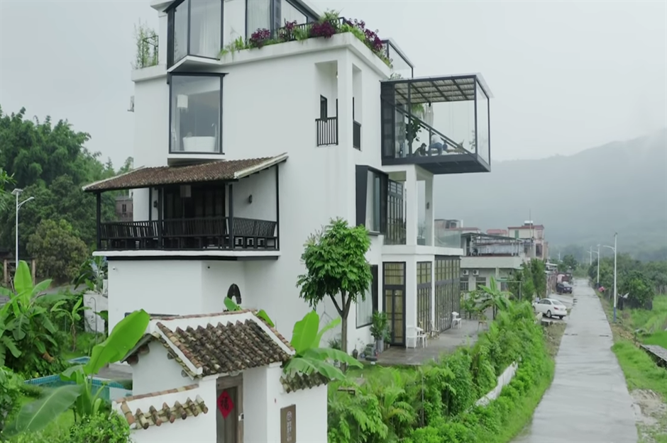 Traumhaus für sieben Rentnerinnen