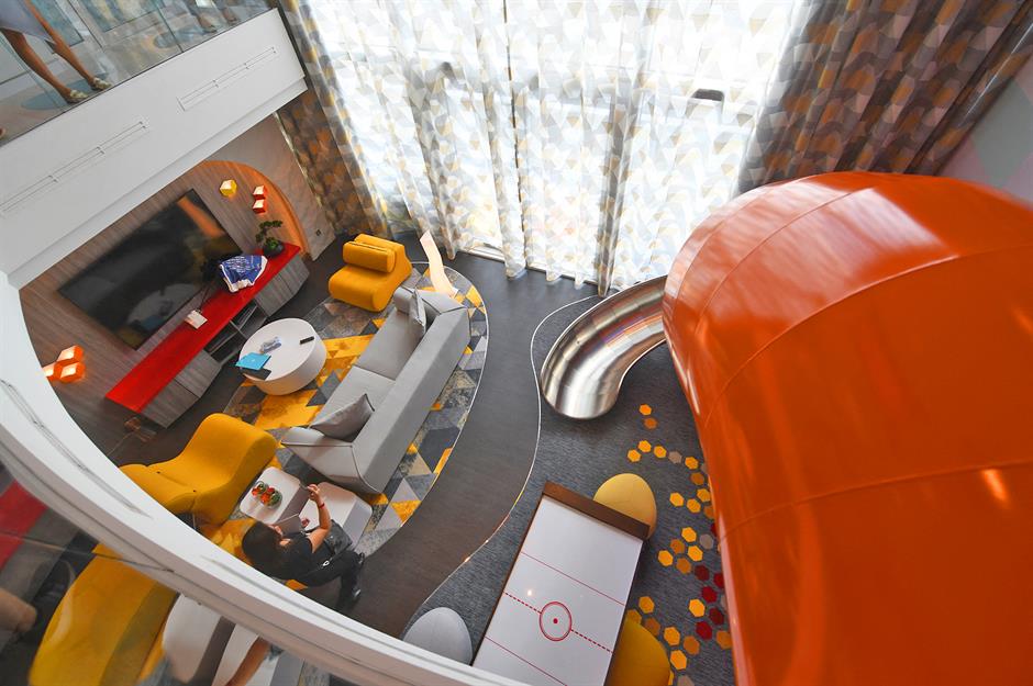 8. Los cruceros modernos cuentan con suites de lujo más grandes que algunas casas.
