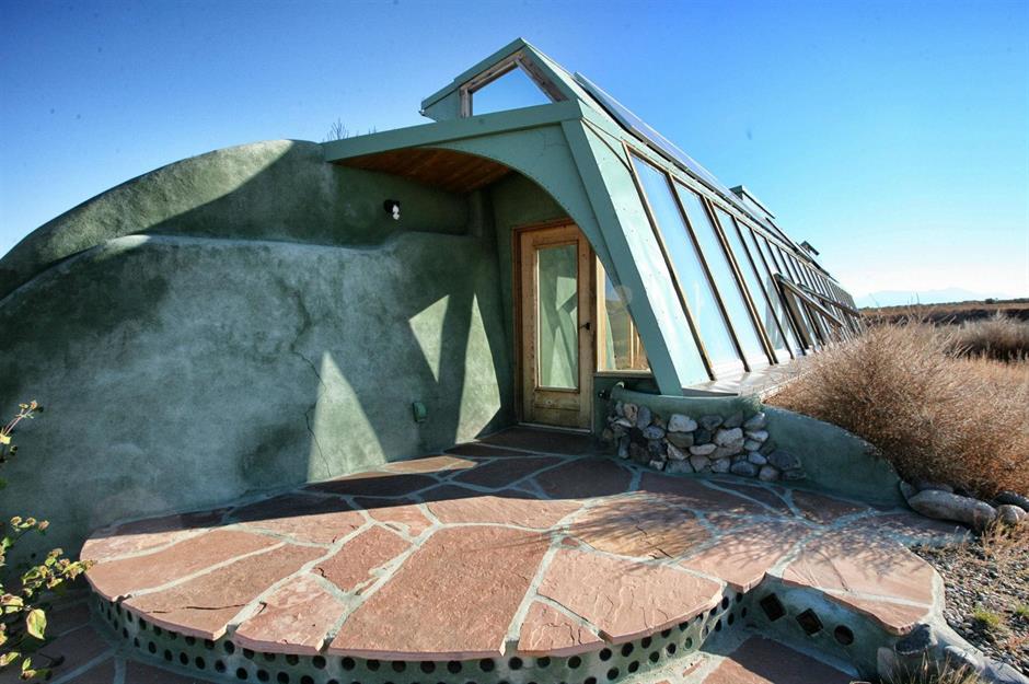 Incredible Earthships: Off-grid homes you've got to see ...