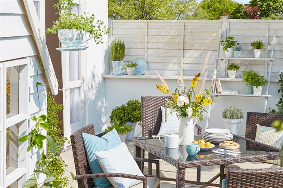 Stylish but simple small garden ideas | loveproperty.com