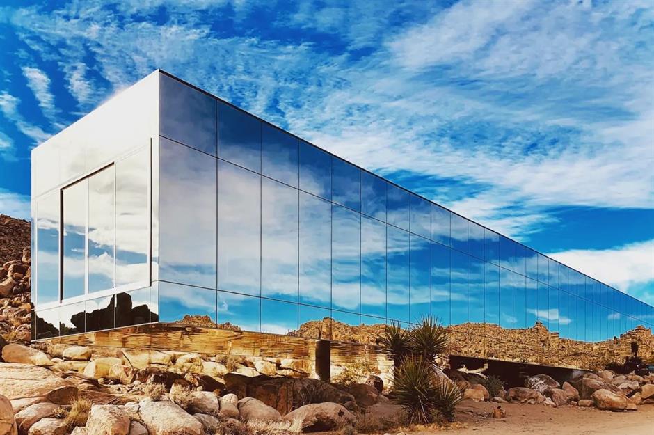 These Magnificent Mirrored Homes Are Almost Invisible Loveproperty Com   43bd9591 008f 44c2 8049 Bb02c7273272 Mirror Houses Invisible House Joshua Tree National Park Exterior 