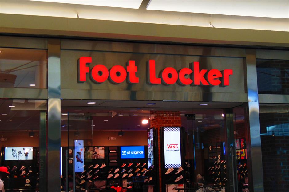 Foot Locker: 110 stores