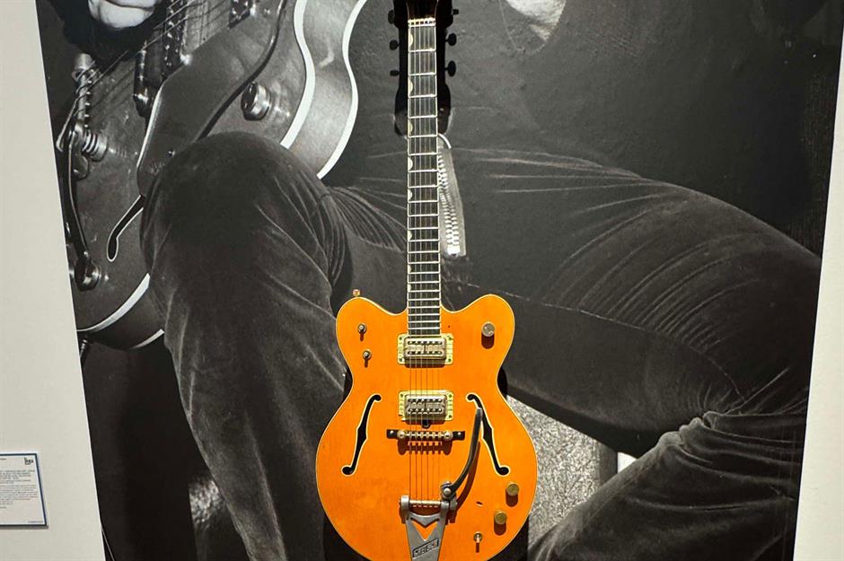 =19. John Lennon's 1963 Gretsch 6120 Chet Atkins: $1.27 million