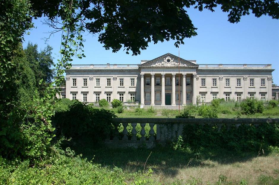 Die tragische Geschichte von Lynnewood Hall