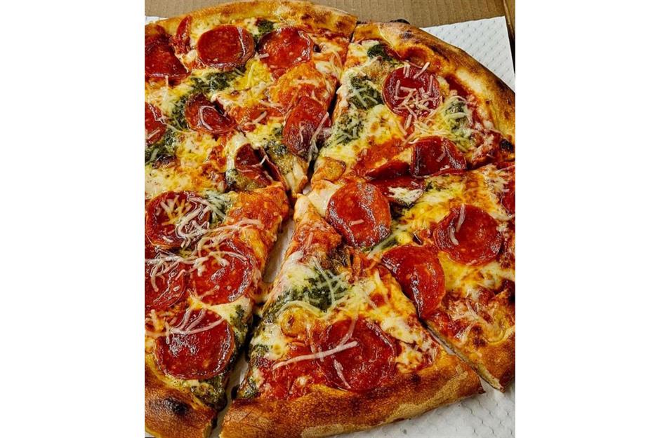 Northwest Territories: Yk Wood Fired Pizzeria, Yellowknife 