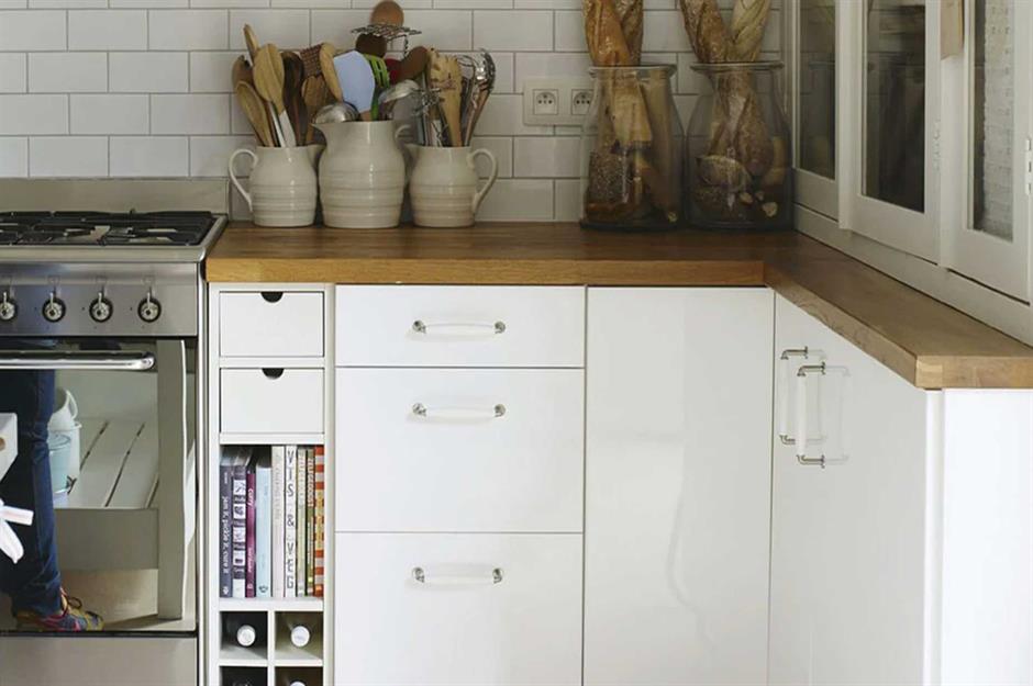 Space Saving Ideas For Small Kitchens Loveproperty Com