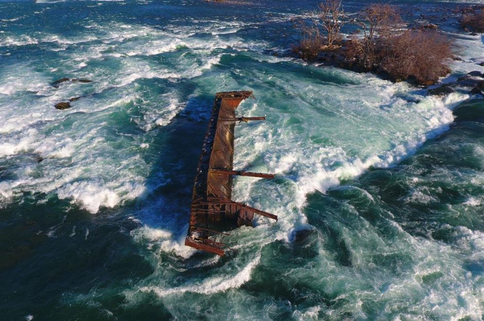Spooky shipwrecks