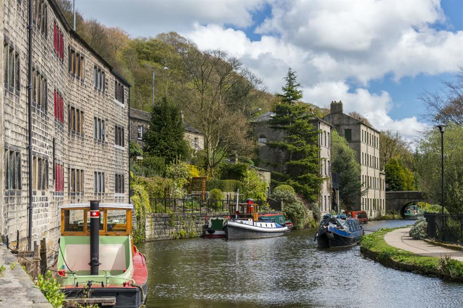 The Uks Prettiest Small Towns And Villages Revealed Loveexploring Com